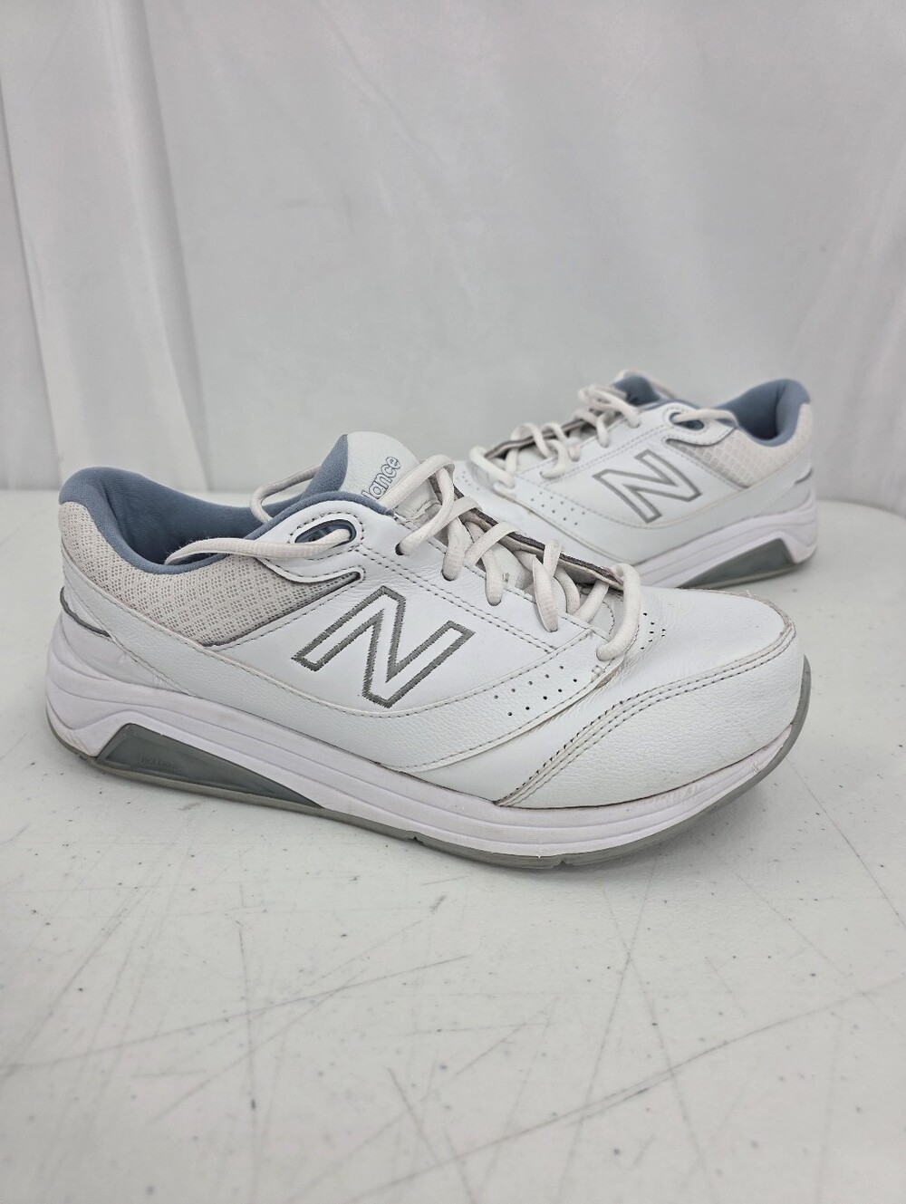 New Balance 928V3 WW928WB3 Walking Shoes Women's Size 9 White Blue Leather.